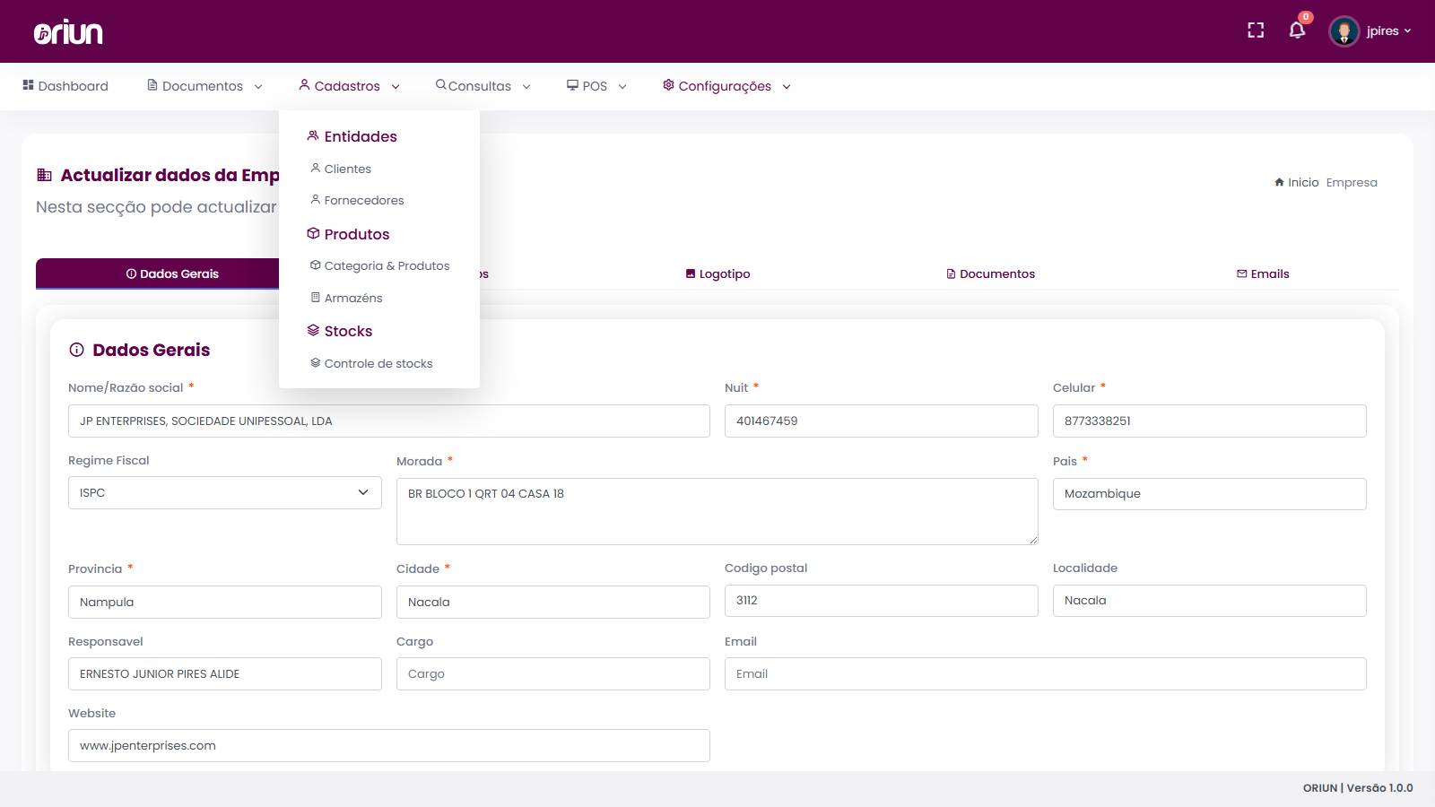Página Empresa aberta no ORIUN com os separadores Dados Gerais, D. Bancários, Logotipo, Documentos e Emails.
